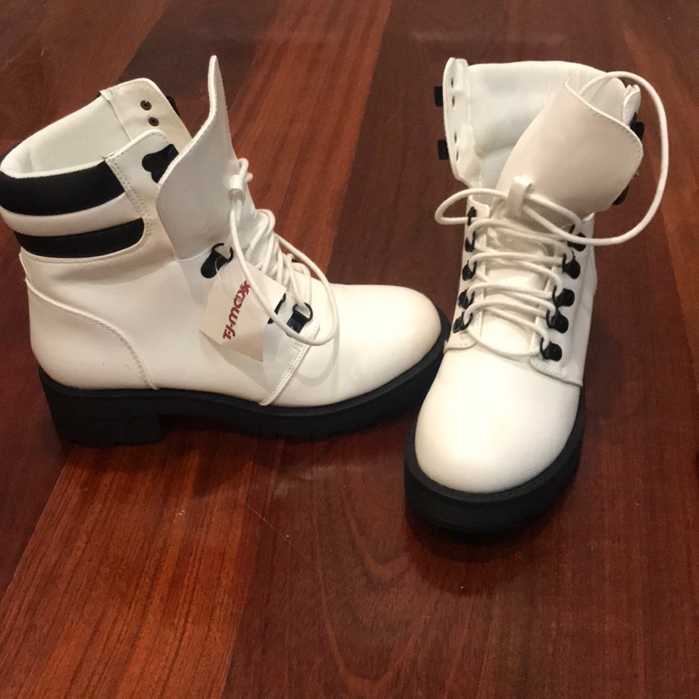 👢White Sexy Work Boots👠